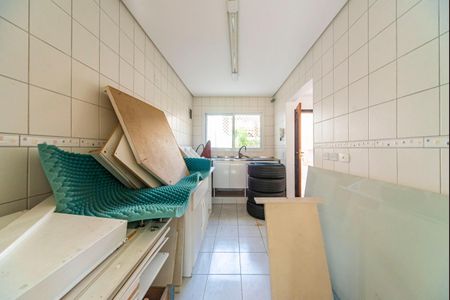 Casa para alugar com 450m², 4 quartos e 4 vagasCozinha casa 2