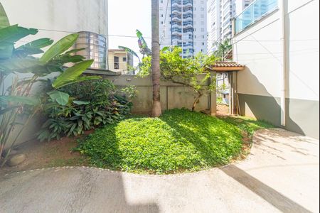 Casa para alugar com 450m², 4 quartos e 4 vagasJardim Fundos