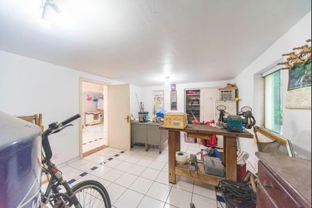 Casa para alugar com 450m², 4 quartos e 4 vagasQuarto de serviço