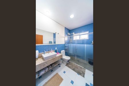 Casa para alugar com 450m², 4 quartos e 4 vagasBanheiro Social