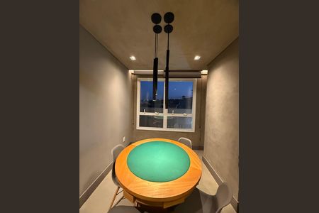 Apartamento à venda com 69m², 3 quartos e 2 vagas Apartamento à venda com 69m², 3 quartos e 2 vagasÁrea externa