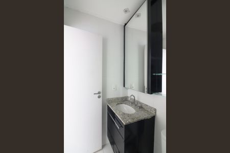 Apartamento para alugar com 81m², 2 quartos e 1 vagaQuarto 2 - Suíte Banheiro 