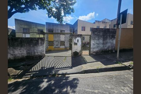 Apartamento à venda com 55m², 2 quartos e 1 vagaFachada