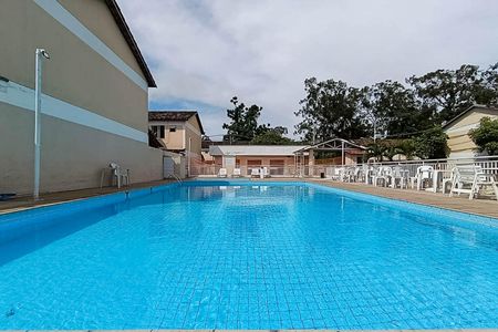 Casa de condomínio para alugar com 63m², 2 quartos e 1 vagaÁrea comum - Piscina