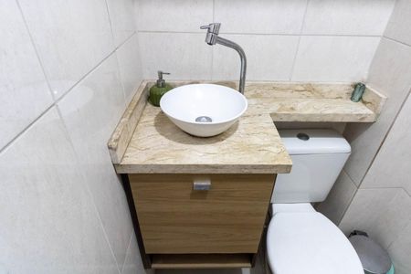 Casa de condomínio para alugar com 63m², 2 quartos e 1 vagaBanheiro