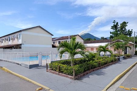 Casa de condomínio para alugar com 63m², 2 quartos e 1 vagaÁrea comum - Piscina