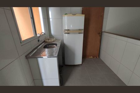 Cozinha de casa para alugar com 1 quarto, 40m² em Jardim Dayse, Ferraz de Vasconcelos