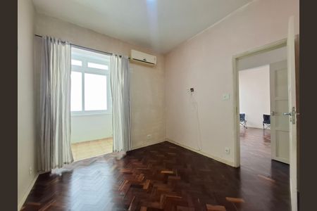 Apartamento para alugar com 71m², 2 quartos e sem vagaSuíte 
