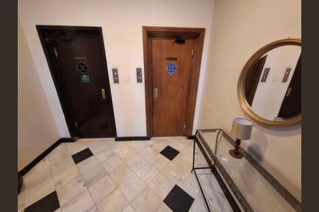 Apartamento para alugar com 71m², 2 quartos e sem vagaHall de entrada 