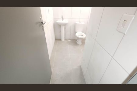 Casa para alugar com 34m², 1 quarto e sem vagaBanheiro