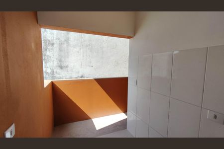Casa para alugar com 34m², 1 quarto e sem vagaÁrea de Serviço