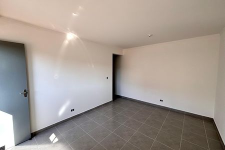 Casa para alugar com 34m², 1 quarto e sem vaga Casa para alugar com 34m², 1 quarto e sem vagaSala/Cozinha