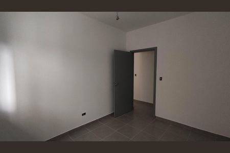 Quarto 1 de casa para alugar com 1 quarto, 33m² em Jardim Dayse, Ferraz de Vasconcelos