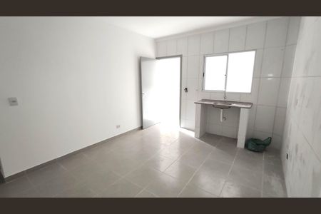 Sala / Cozinha de casa para alugar com 1 quarto, 33m² em Jardim Dayse, Ferraz de Vasconcelos