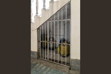Casa à venda com 166m², 1 quarto e 1 vagaVaranda e garagem