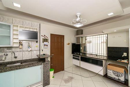 Casa à venda com 166m², 1 quarto e 1 vagaCozinha