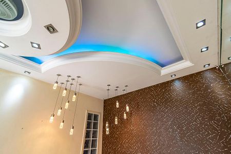 Casa à venda com 166m², 1 quarto e 1 vagaSala