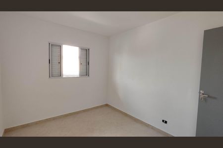 Quarto de casa para alugar com 1 quarto, 34m² em Jardim Dayse, Ferraz de Vasconcelos