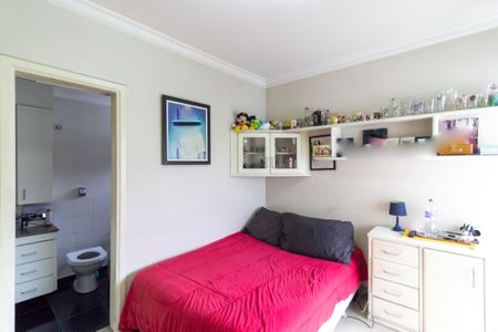 Apartamento à venda com 150m², 3 quartos e 2 vagas Apartamento à venda com 150m², 3 quartos e 2 vagasSuíte 2