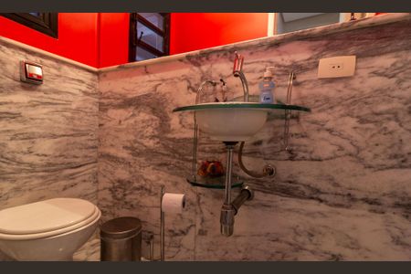 Apartamento à venda com 150m², 3 quartos e 2 vagas Apartamento à venda com 150m², 3 quartos e 2 vagasLavabo