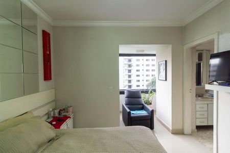 Apartamento à venda com 150m², 3 quartos e 2 vagas Apartamento à venda com 150m², 3 quartos e 2 vagasSuíte 3