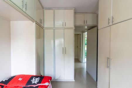 Apartamento à venda com 150m², 3 quartos e 2 vagas Apartamento à venda com 150m², 3 quartos e 2 vagasSuíte 1