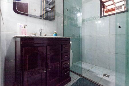 Casa à venda com 400m², 4 quartos e 3 vagasCasa 2 - Banheiro social 