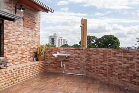 Casa à venda com 400m², 4 quartos e 3 vagasTerraço - Área de gourmet