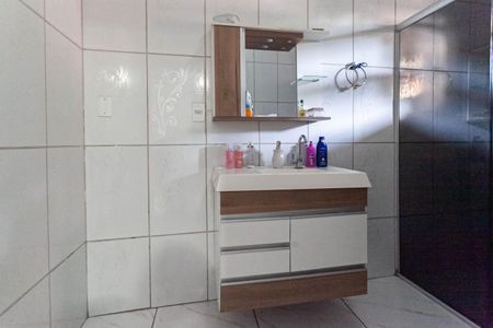 Casa à venda com 400m², 4 quartos e 3 vagasBanheiro da suíte 2