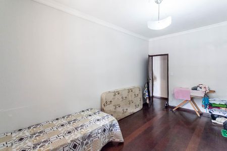 Casa à venda com 400m², 4 quartos e 3 vagasCasa 2 - Quarto 2