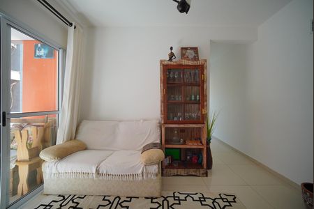 Sala de apartamento para alugar com 2 quartos, 66m² em Santinho, Florianópolis