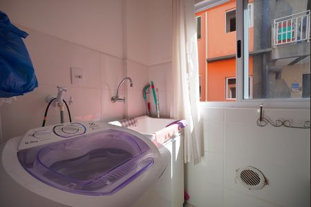 Apartamento para alugar com 66m², 2 quartos e 1 vagaÁrea de Serviço