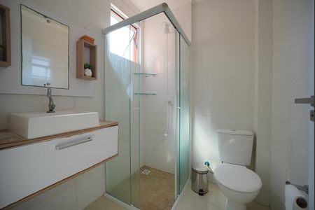 Banheiro da Suíte de apartamento para alugar com 2 quartos, 66m² em Santinho, Florianópolis