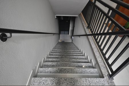 Apartamento para alugar com 30m², 1 quarto e sem vagaEscada
