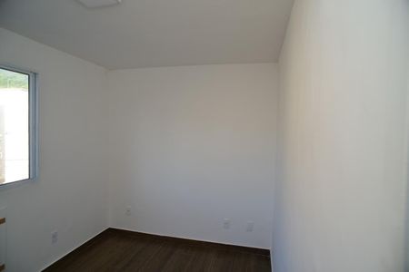 Quarto 1 de apartamento para alugar com 2 quartos, 41m² em Itanhangá, Rio de Janeiro