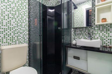 Apartamento à venda com 68m², 2 quartos e 2 vagasBanheiro