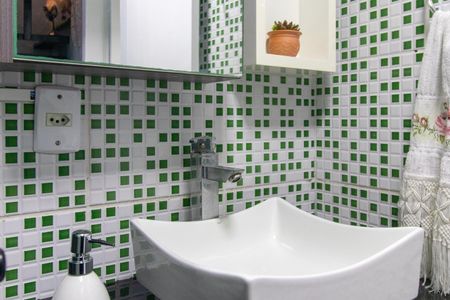Apartamento à venda com 68m², 2 quartos e 2 vagasBanheiro