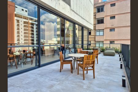 Apartamento à venda com 32m², 1 quarto e 1 vagaCoworking 