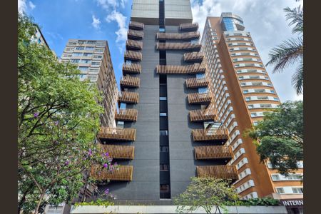 Apartamento à venda com 32m², 1 quarto e 1 vagaFachada do Prédio