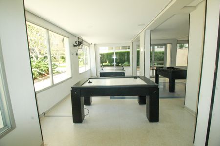 Apartamento à venda com 60m², 3 quartos e 1 vaga Apartamento à venda com 60m², 3 quartos e 1 vagaSala de Jogos