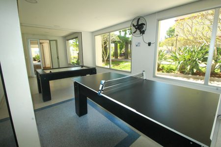 Apartamento à venda com 60m², 3 quartos e 1 vaga Apartamento à venda com 60m², 3 quartos e 1 vagaSala de Jogos