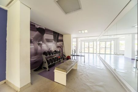 Apartamento à venda com 60m², 3 quartos e 1 vaga Apartamento à venda com 60m², 3 quartos e 1 vagaAcademia