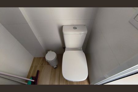Casa para alugar com 110m², 2 quartos e sem vaga Casa para alugar com 110m², 2 quartos e sem vagaBanheiro de Serviço