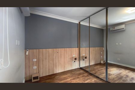 Quarto 1 de casa à venda com 2 quartos, 110m² em Vila Mariana, São Paulo