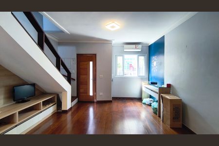 Casa para alugar com 110m², 2 quartos e sem vaga Casa para alugar com 110m², 2 quartos e sem vagaSala