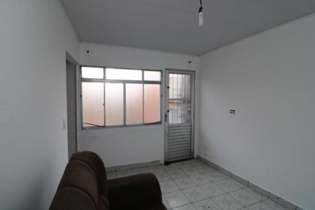 Sala de casa para alugar com 2 quartos, 60m² em Jardim Sapopemba, São Paulo