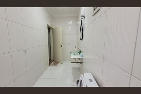 Casa de condomínio para alugar com 250m², 3 quartos e 2 vagas Casa de condomínio para alugar com 250m², 3 quartos e 2 vagasBanheiro - Piso Quartos