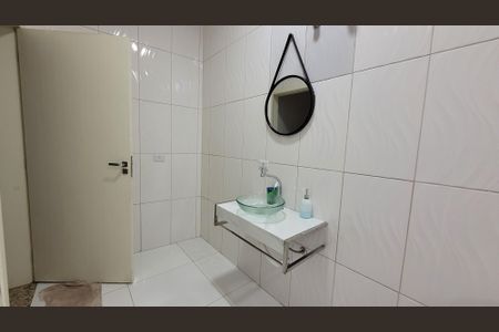 Casa de condomínio para alugar com 250m², 3 quartos e 2 vagas Casa de condomínio para alugar com 250m², 3 quartos e 2 vagasBanheiro - Piso Quartos