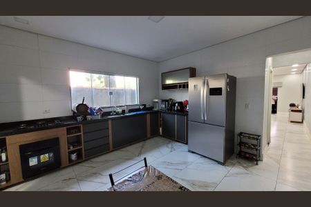 Casa de condomínio para alugar com 250m², 3 quartos e 2 vagas Casa de condomínio para alugar com 250m², 3 quartos e 2 vagasCozinha