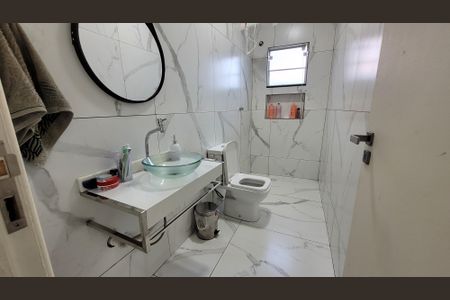 Casa de condomínio para alugar com 250m², 3 quartos e 2 vagas Casa de condomínio para alugar com 250m², 3 quartos e 2 vagasBanheiro Social